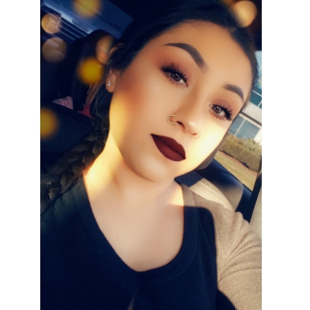 Meet your Posher, Alexus